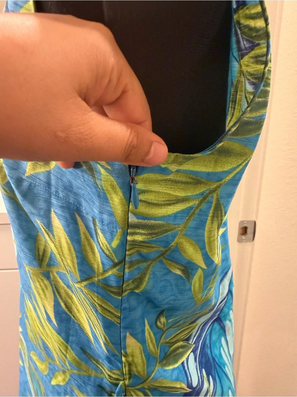 Selene Sport Blue Tropical Leaf Sleeveless Shift Dress Size S